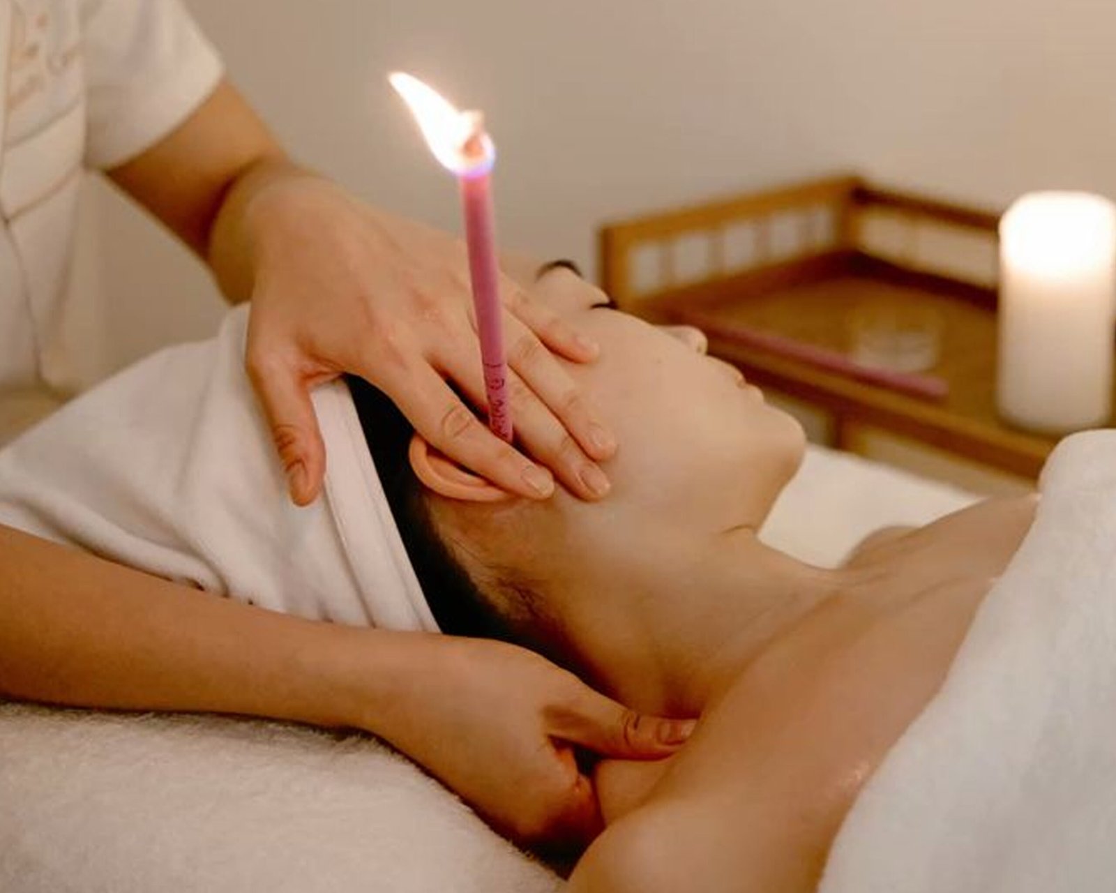 Ear-Candle